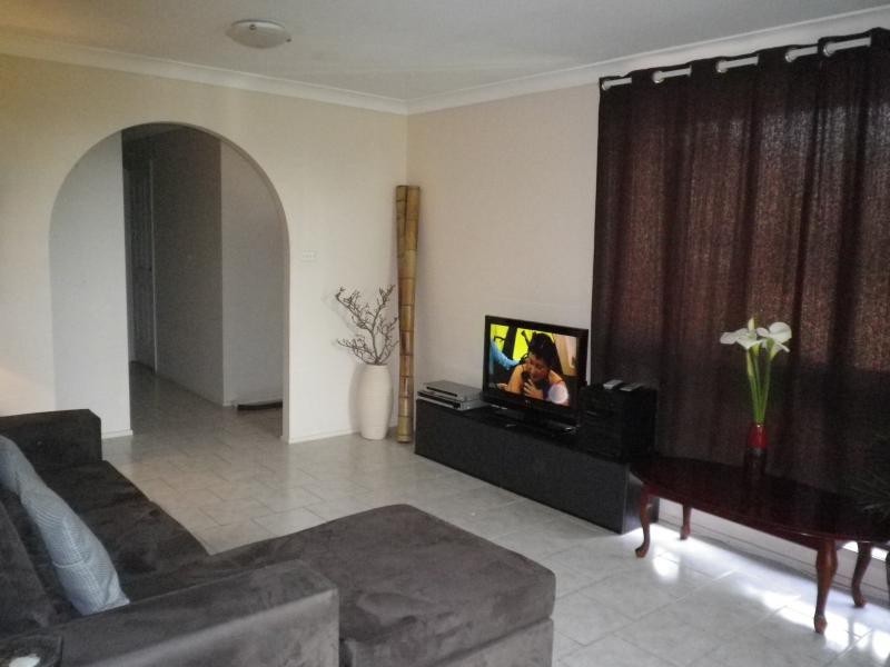 4 Newnham Street, Dean Park NSW 2761