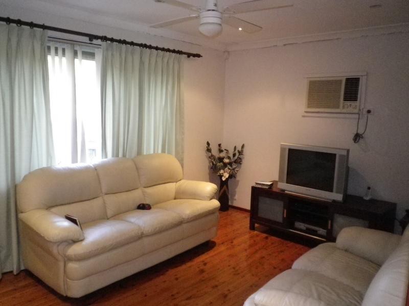 103 Railway Road, Quakers Hill NSW 2763