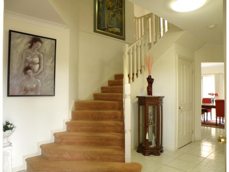 12B Lindsay Ave, Smithfield NSW 2164