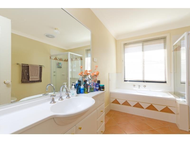 52 Meurants Lane, Glenwood NSW 2768