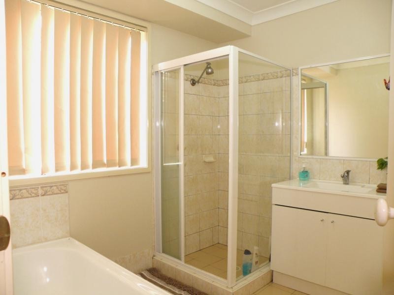 11 Mandarin Way, Glenwood NSW 2768