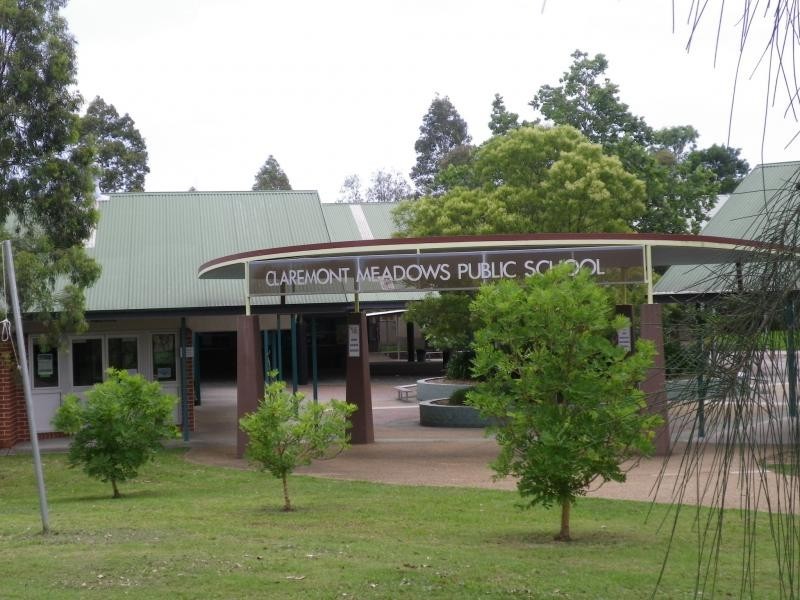 127 Sunflower Drive, Claremont Meadows NSW 2747