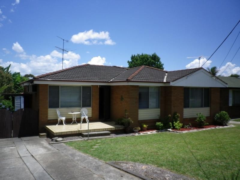 57 Railway Road, Quakers Hill NSW 2763