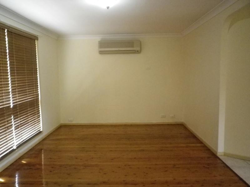 24 yarramundi Drive, Dean Park NSW 2761