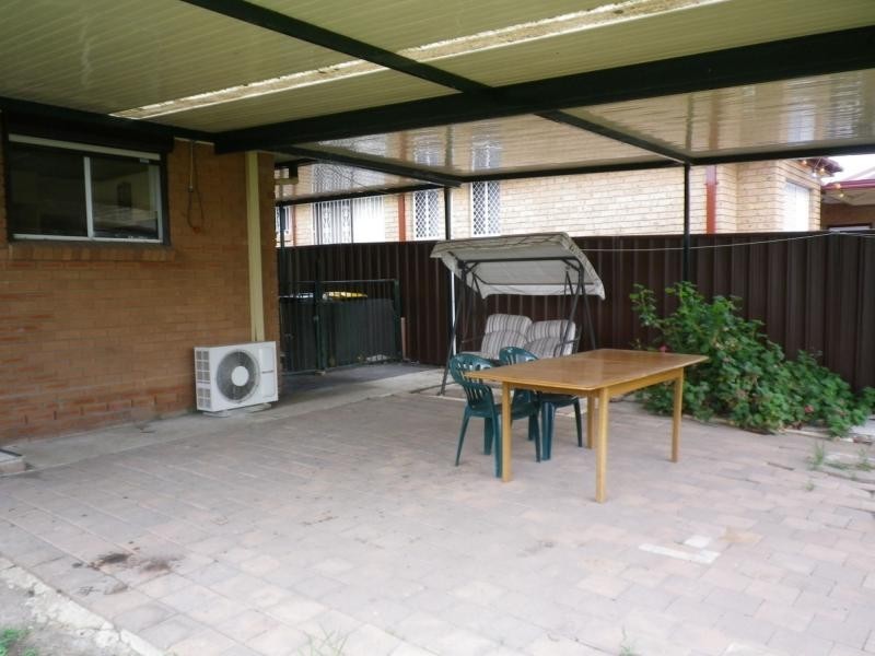 24 yarramundi Drive, Dean Park NSW 2761