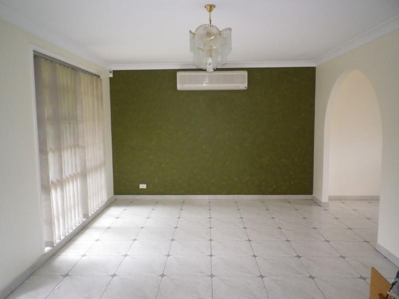 52 Pendley Crescent, Quakers Hill NSW 2763