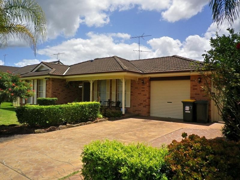 17 Hillview Place, Glendenning NSW 2761