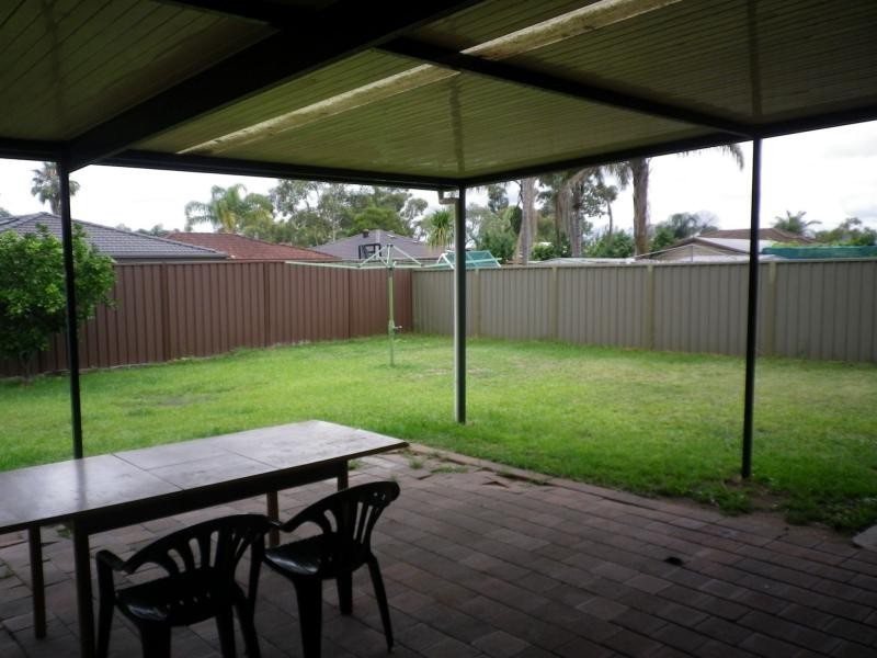 24 yarramundi Drive, Dean Park NSW 2761