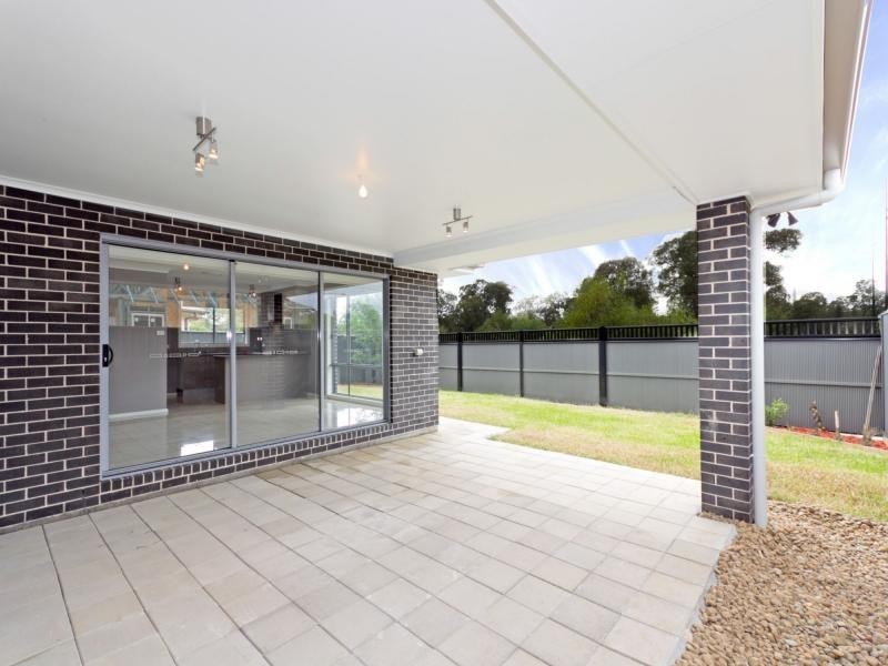 35 Wiseman Circuit, Ropes Crossing NSW 2760