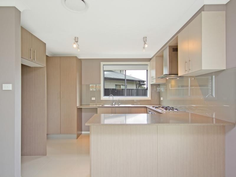 35 Wiseman Circuit, Ropes Crossing NSW 2760