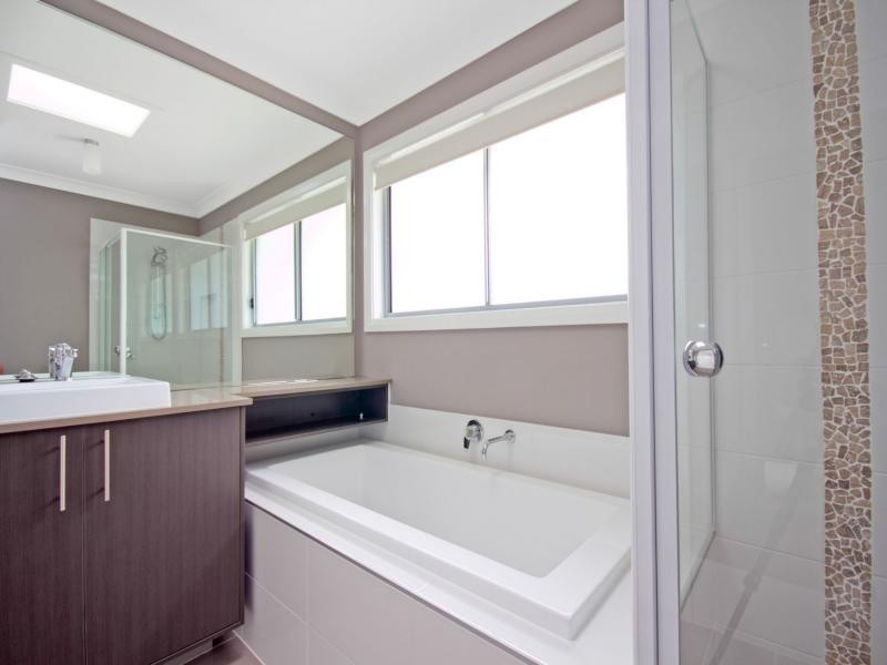 35 Wiseman Circuit, Ropes Crossing NSW 2760