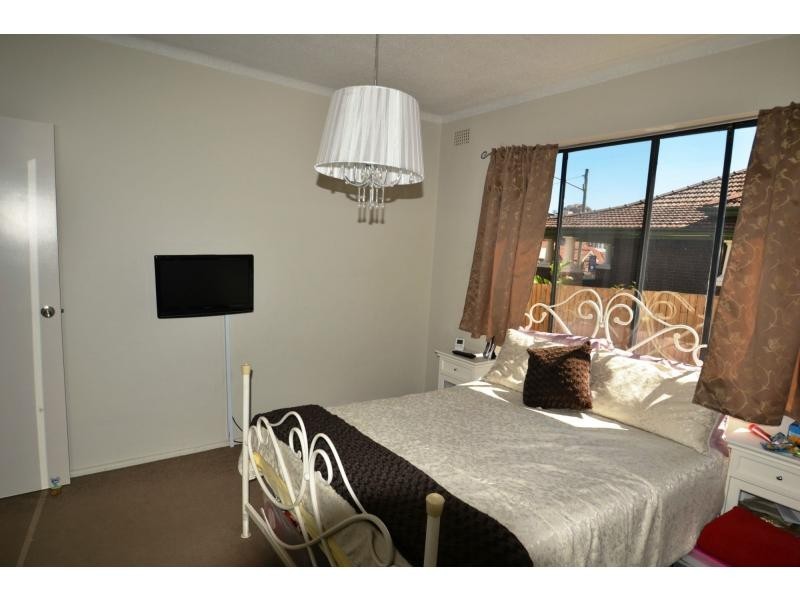 2/57 Harris Street, Harris Park NSW 2150