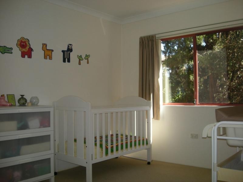 2/15 Park Avenue, Westmead NSW 2145