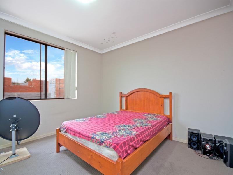 5/2-4 Reid Avenue, Wentworthville NSW 2145