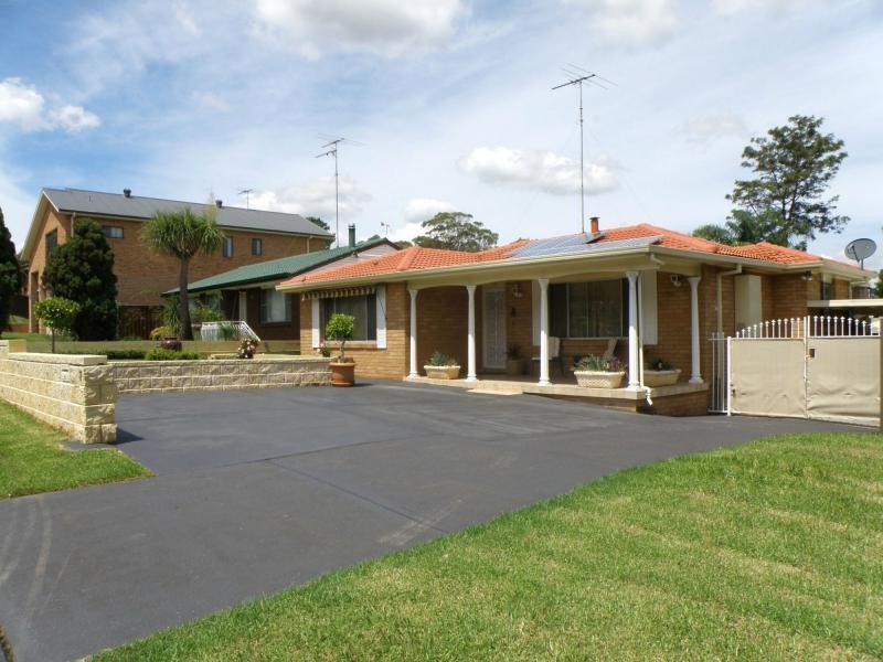 7 Kisdon Cr, Prospect NSW 2148