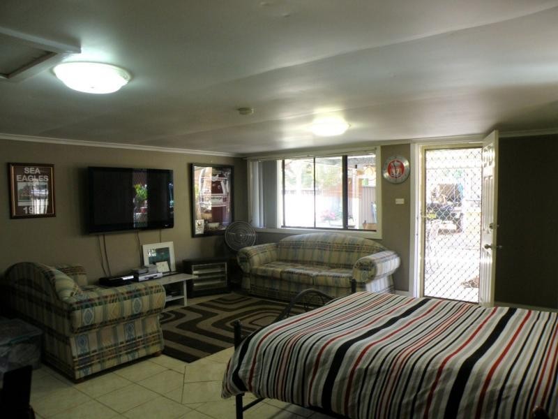 7 Kisdon Cr, Prospect NSW 2148