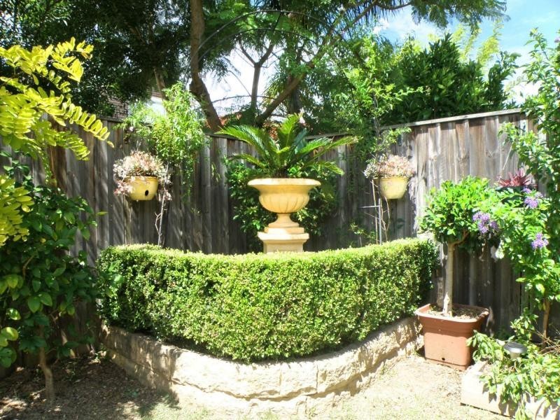 6 Cradle Close, Beaumont Hills NSW 2155