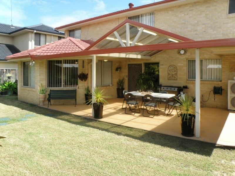 6 Cradle Close, Beaumont Hills NSW 2155