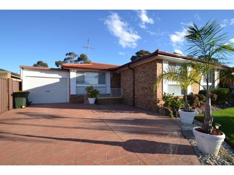 9 Rowntree Street, Quakers Hill NSW 2763