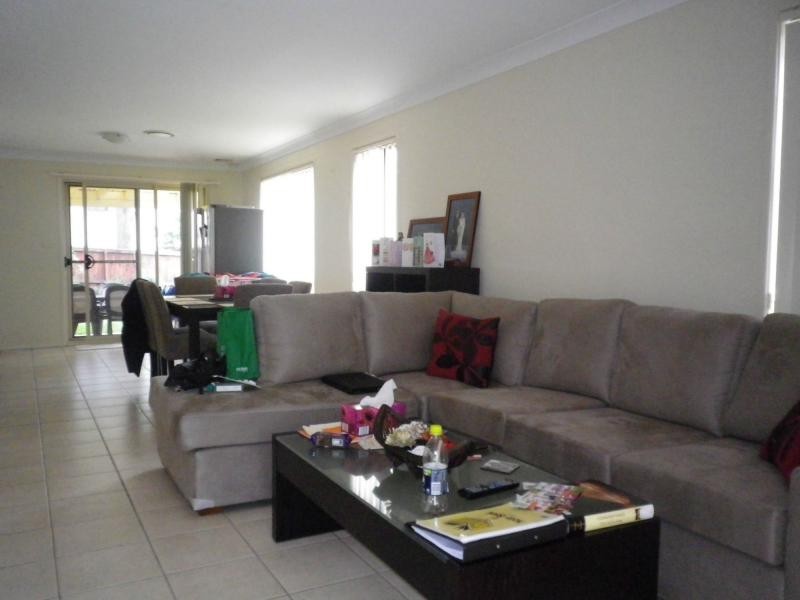 55 Tree Top Circuit, Quakers Hill NSW 2763