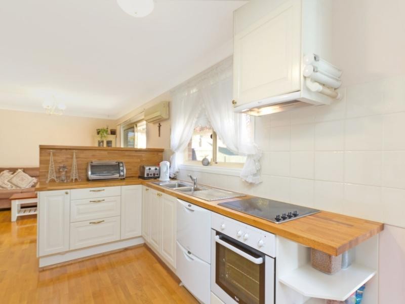 6 Paver Place, Woodcroft NSW 2767