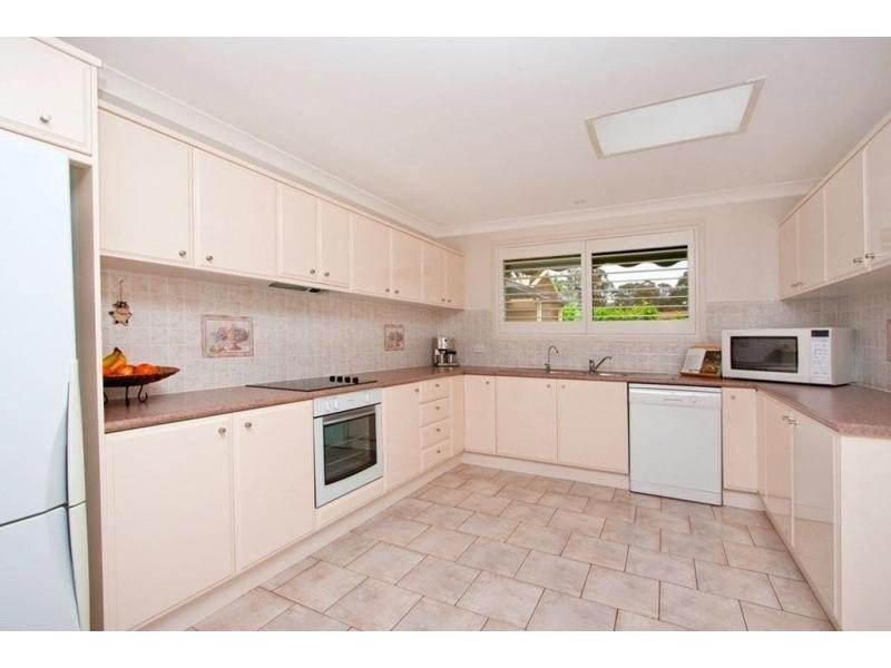 3 Chris Pl, Dean Park NSW 2761