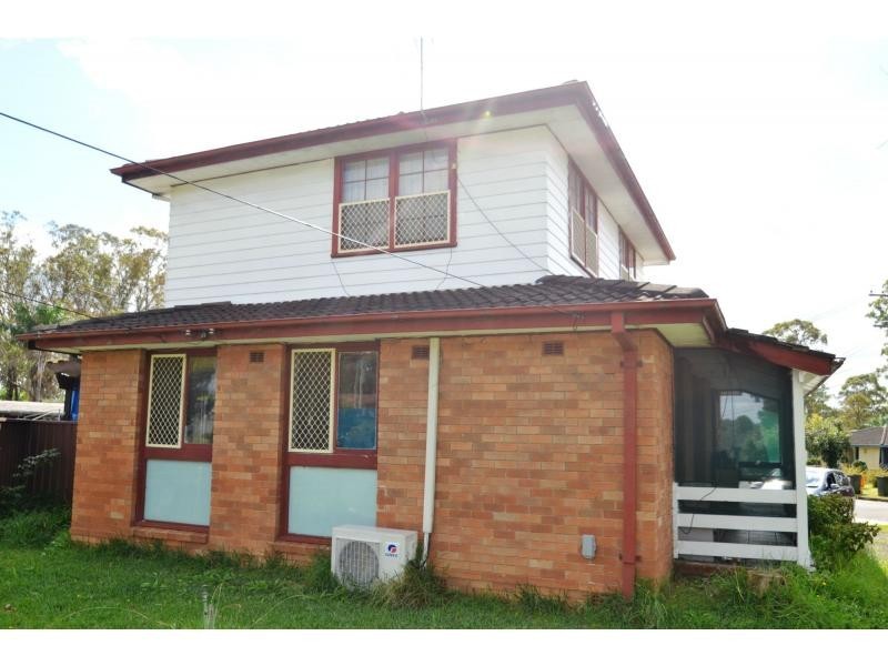 64 Siemens Crescent, Emerton NSW 2770