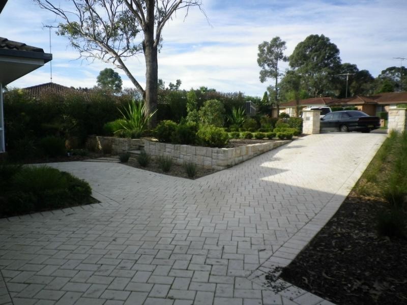 10 Scotney Place, Quakers Hill NSW 2763