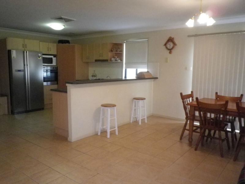 8 Parklea Drive, Parklea NSW 2768