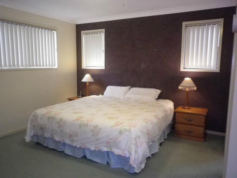 8 Parklea Drive, Parklea NSW 2768