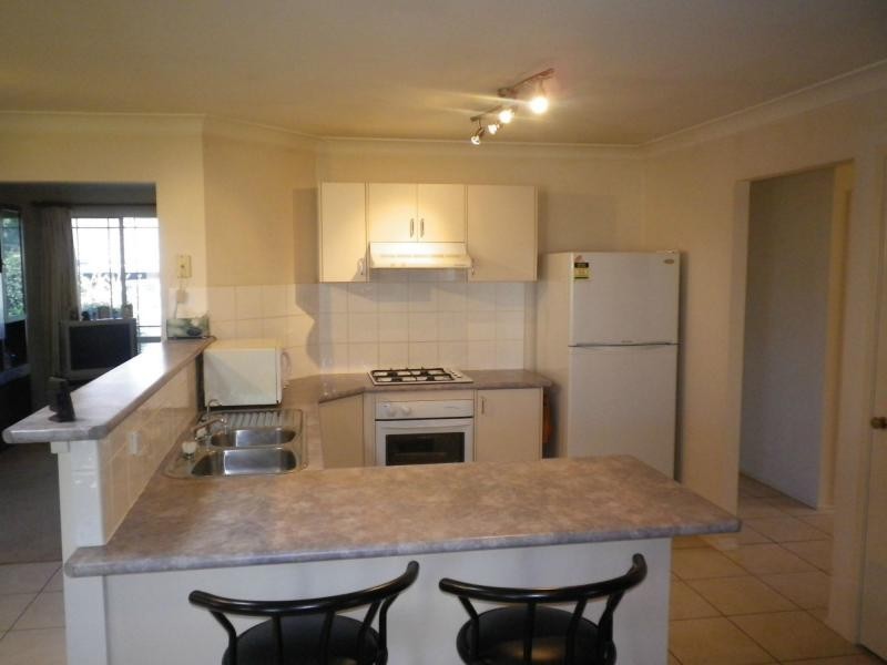 8 Bouvardia Circuit, Acacia Gardens NSW 2763