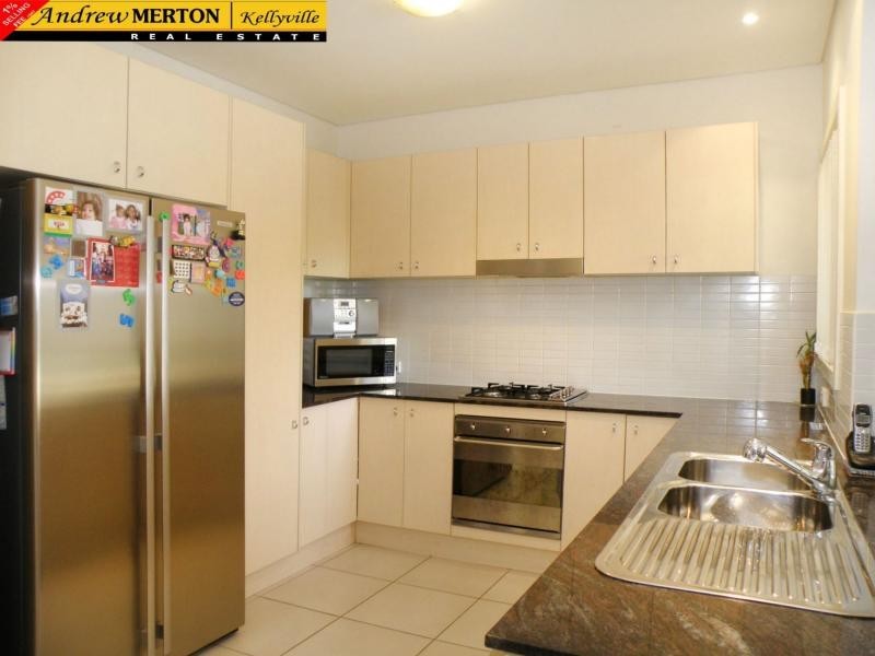 19 Hayle Tce, Stanhope Gardens NSW 2768