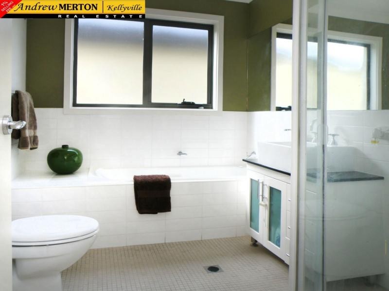 19 Hayle Tce, Stanhope Gardens NSW 2768