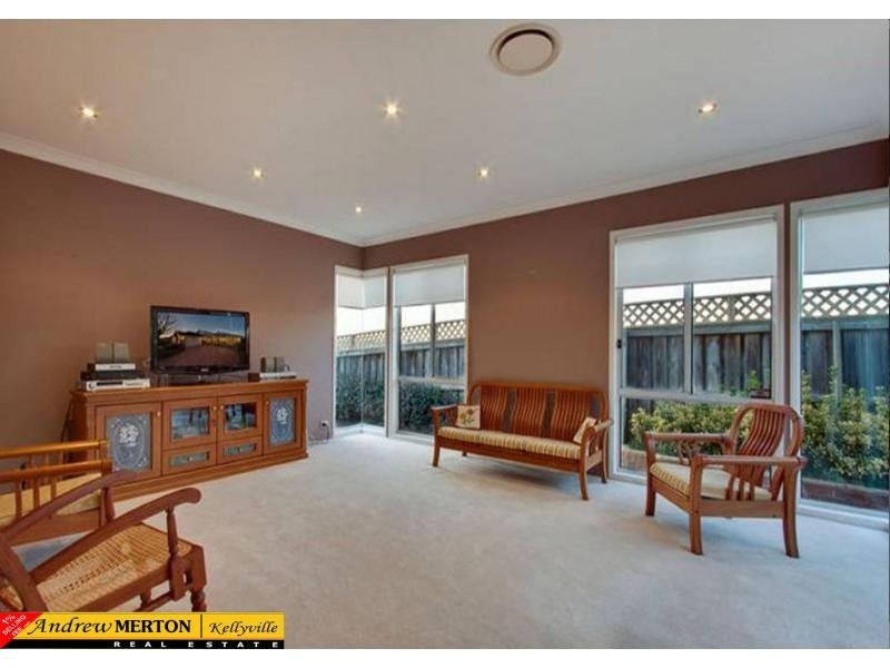 38 Hungerford Drive, Glenwood NSW 2768