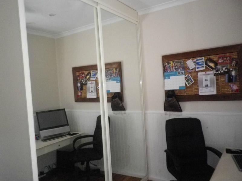 2 Charlton Road, Lalor Park NSW 2147