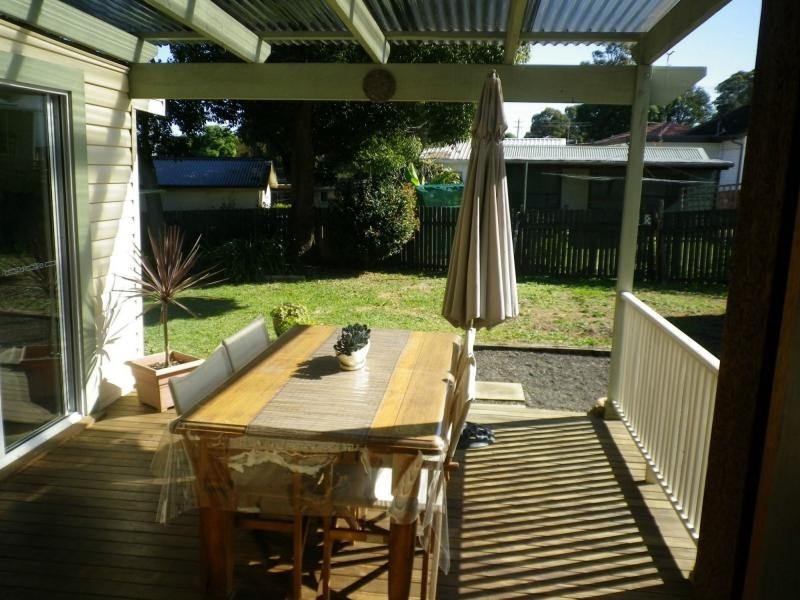 2 Charlton Road, Lalor Park NSW 2147