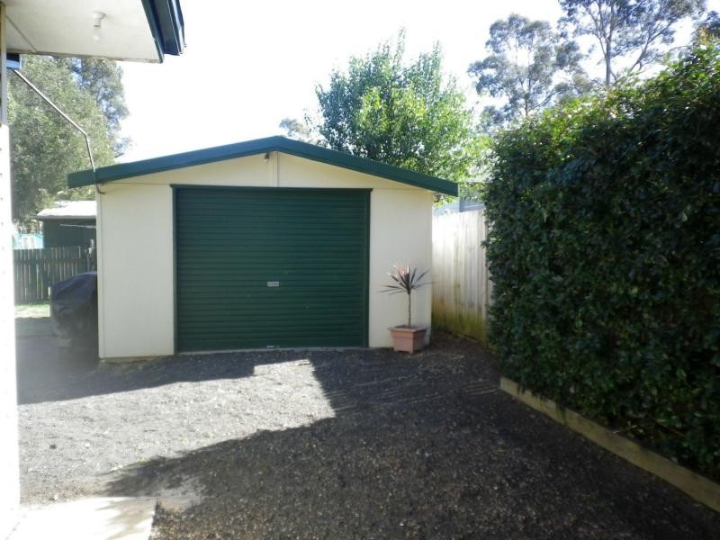 2 Charlton Road, Lalor Park NSW 2147