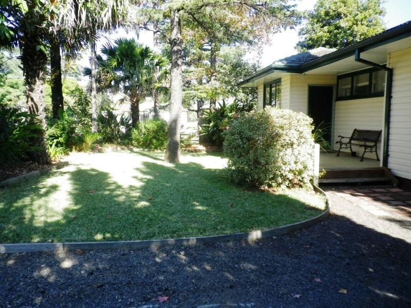 2 Charlton Road, Lalor Park NSW 2147