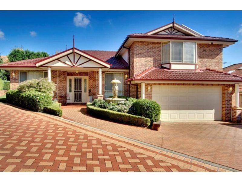 10 Beaumont Dr, Beaumont Hills NSW 2155
