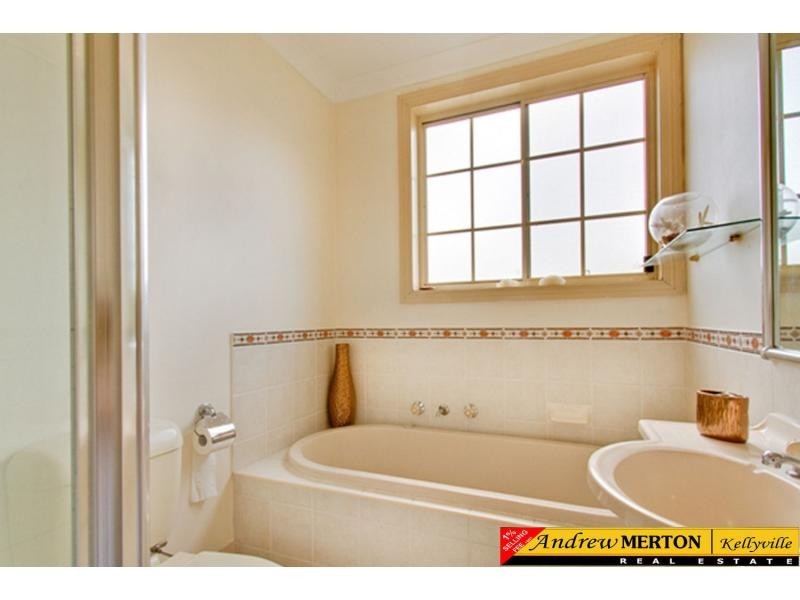 242 Meurants Lane, Glenwood NSW 2768