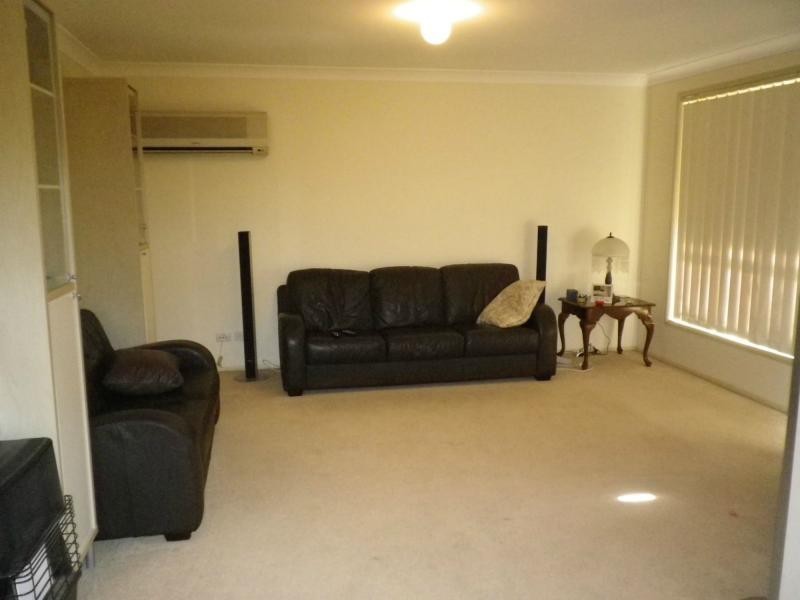 10 Bamboo Way, Stanhope Gardens NSW 2768