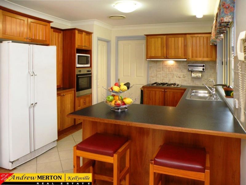 41 Macquarie Av, Kellyville NSW 2155