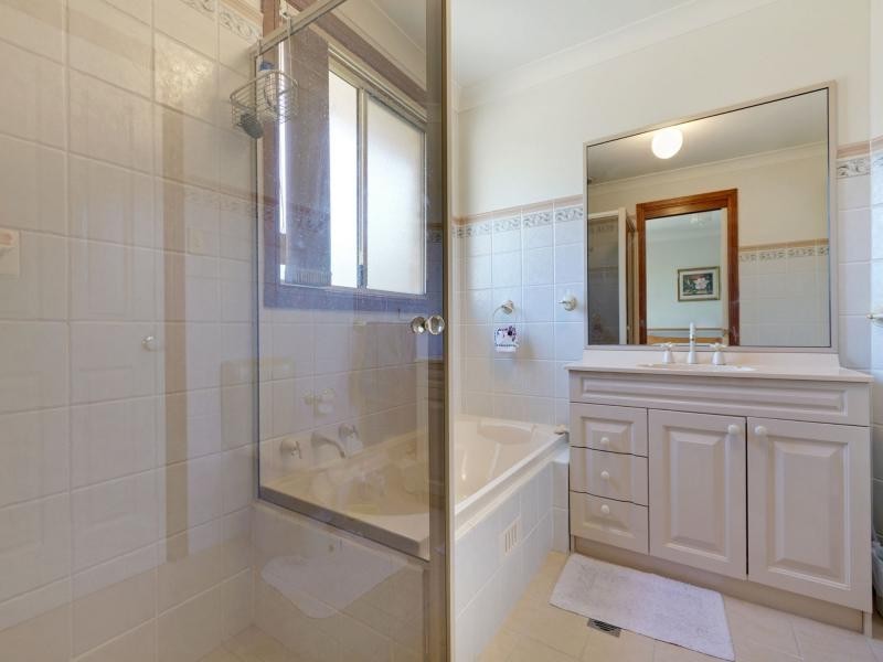 28b Eastern Road, Quakers Hill NSW 2763