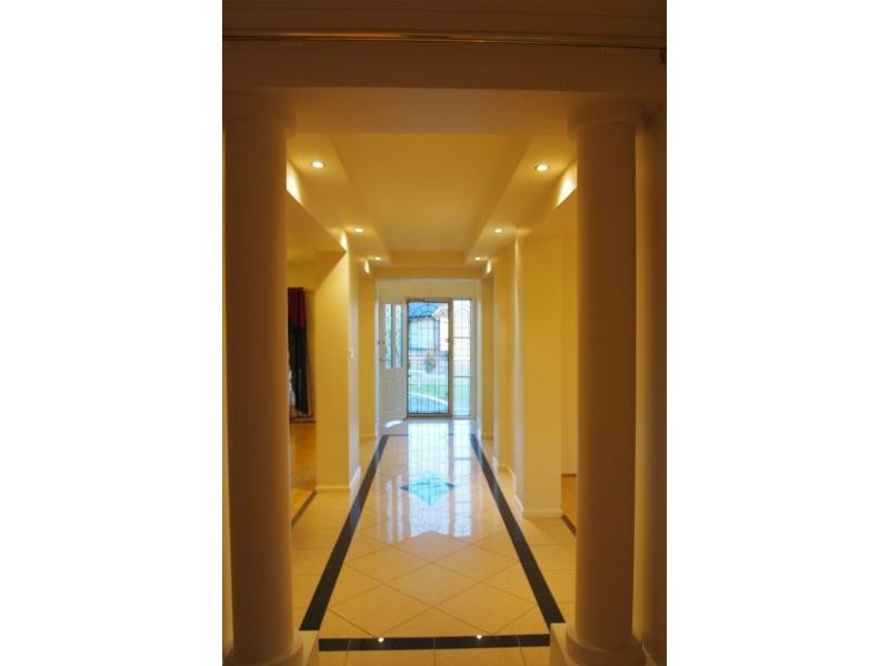 11 Silkyoak Close, Glenwood NSW 2768