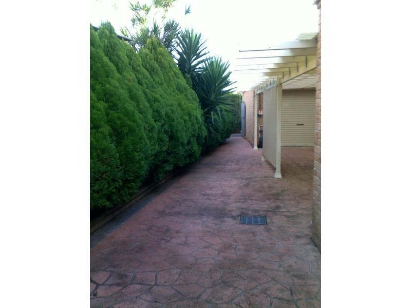 11 Silkyoak Close, Glenwood NSW 2768