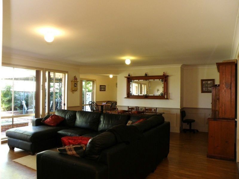 1 Trevor Toms Drive, Acacia Gardens NSW 2763