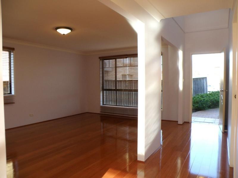 10 Rachael Pl, Glenwood NSW 2768