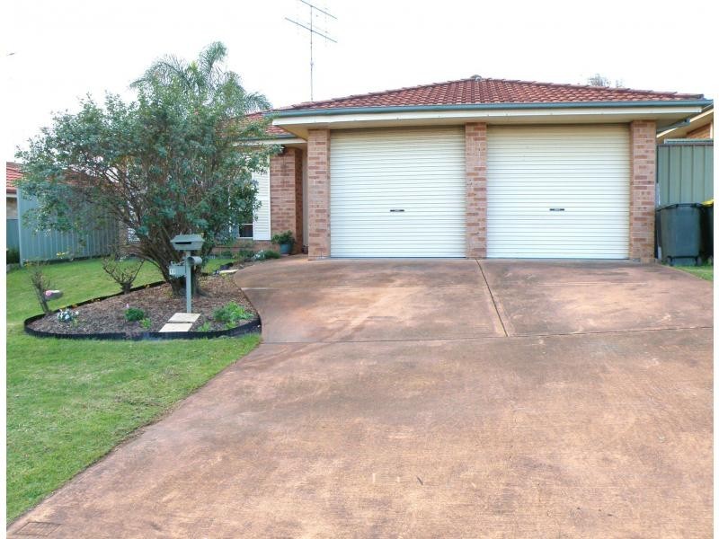 11 Sharrock Avenue, Glenwood NSW 2768