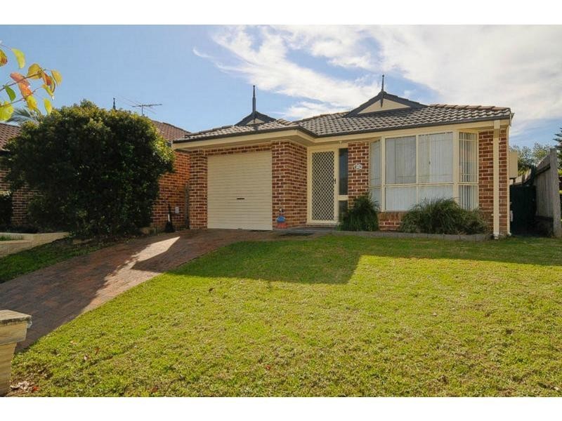 17 Roxby Grove, Quakers Hill NSW 2763