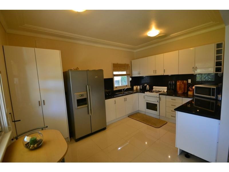 21 Johnson Avenue, Seven Hills NSW 2147